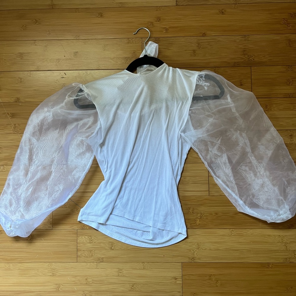 myLAnd white puff sleeve top